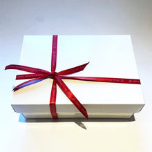 Load image into Gallery viewer, Duo of Cranberry Chocolate Martinis & Pear & Cranberry Tin Candle